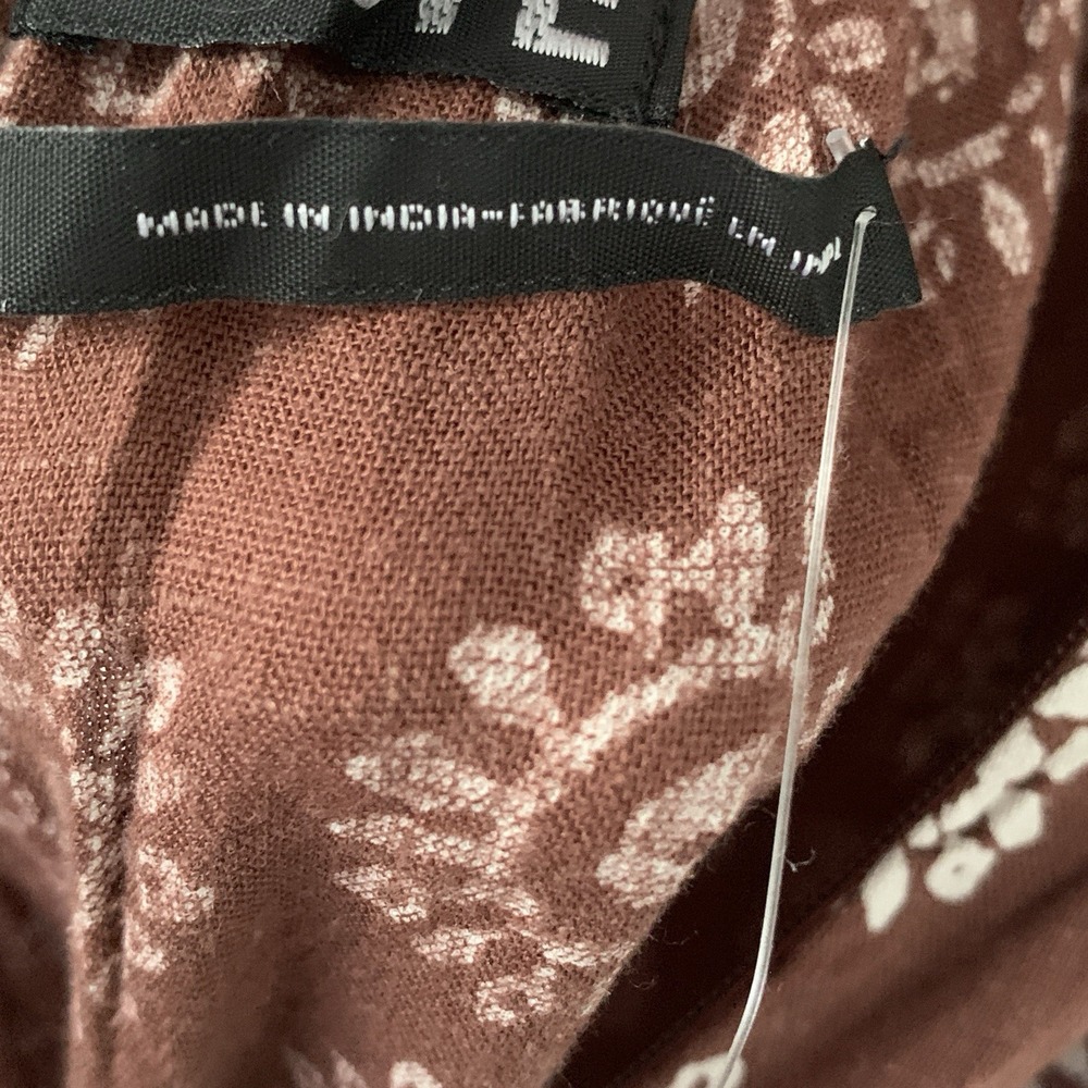 New Urban Outfitters Sleeveless Jumpsuit Small Brown Wide Leg NWT *Small Flaw* - Picture 12 of 16